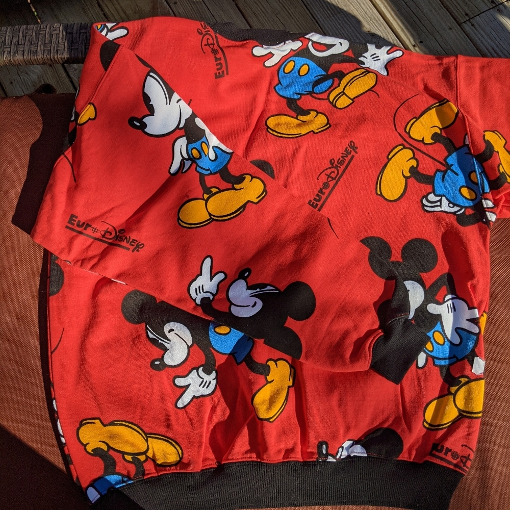 Vintage EuroDisney Sweatshirt Disney Fashions 100% cotton Size S/M
